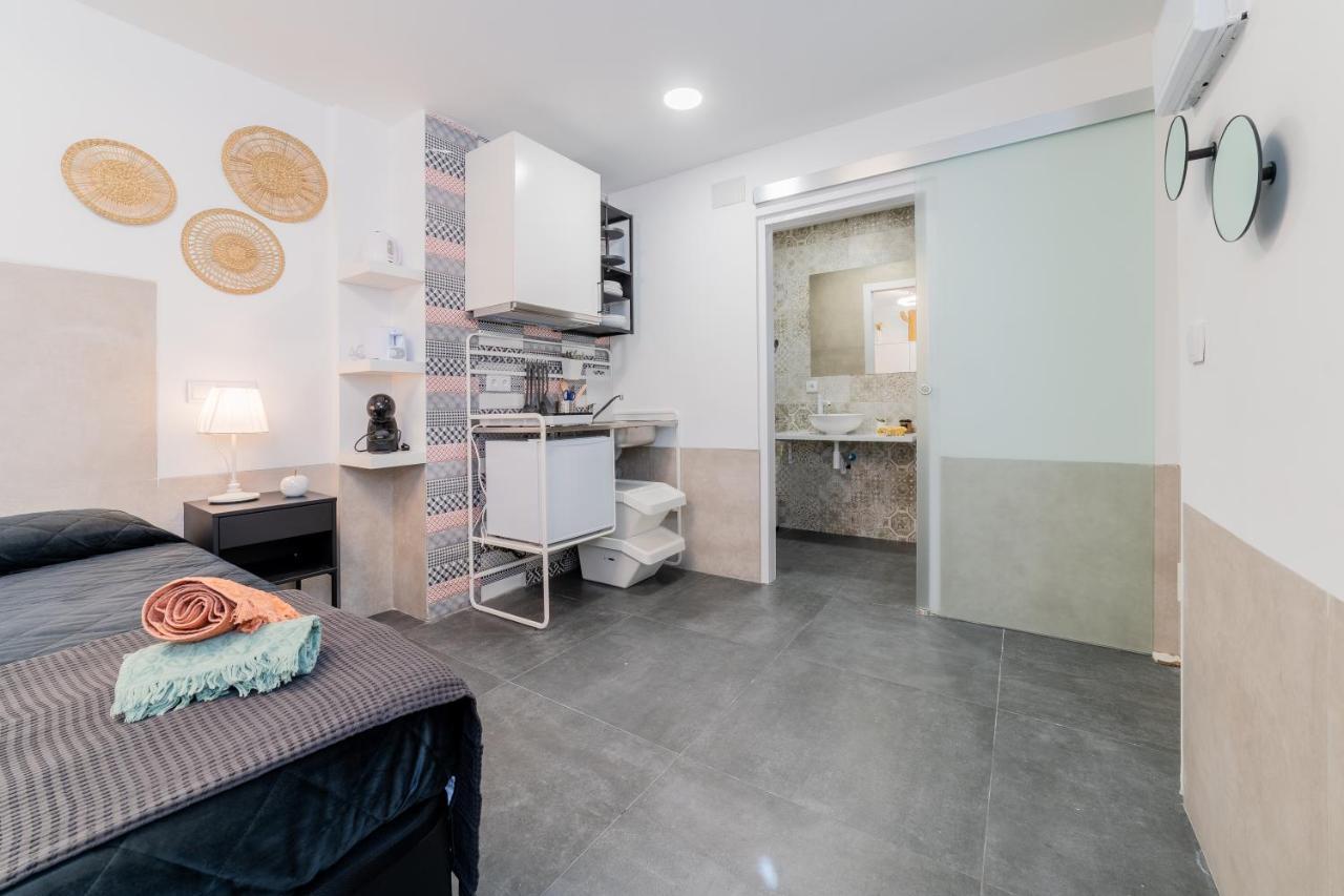 Aptuvalencia-F&B Sol Sl Kültér fotó