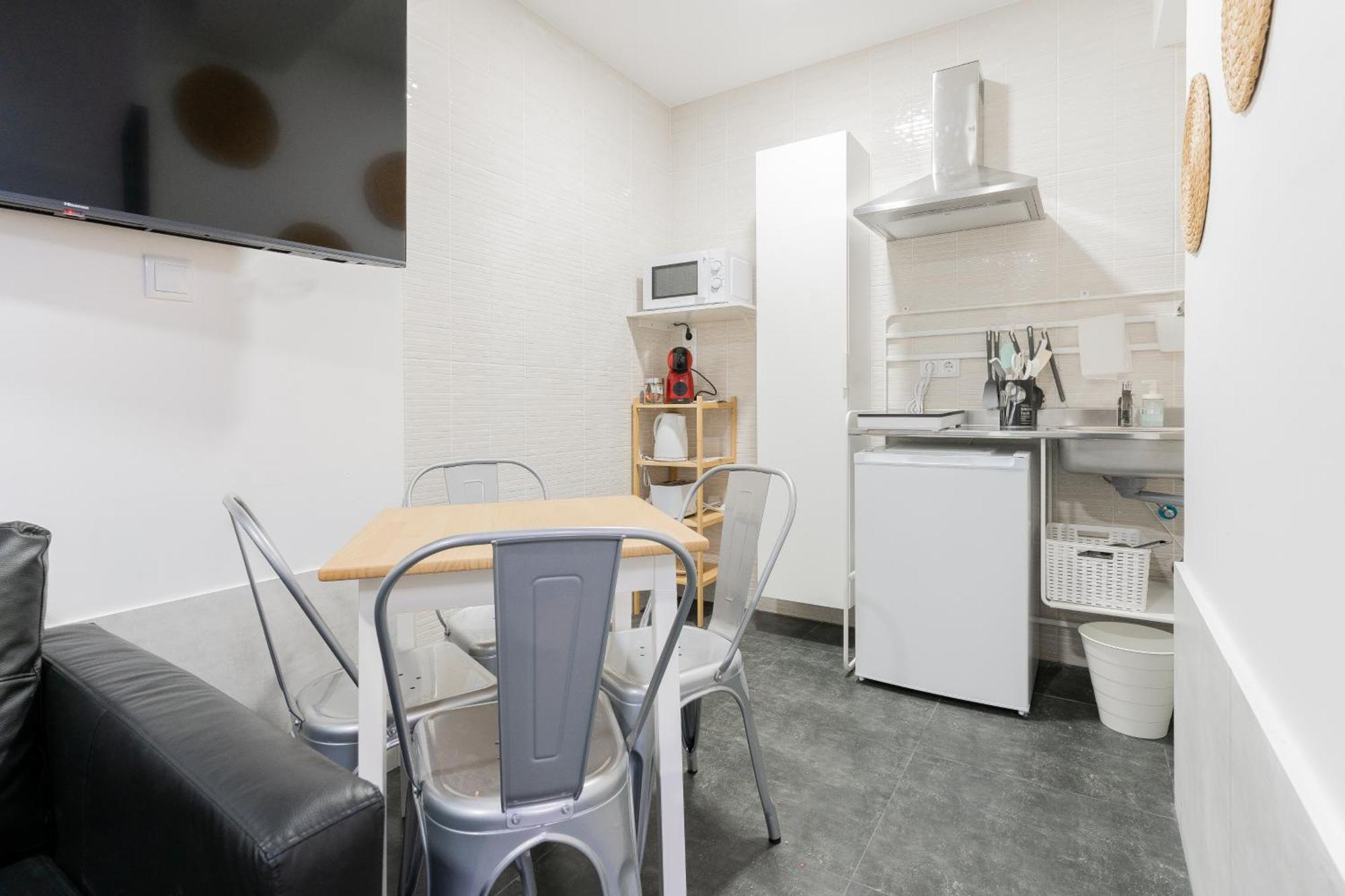 Aptuvalencia-F&B Sol Sl Kültér fotó